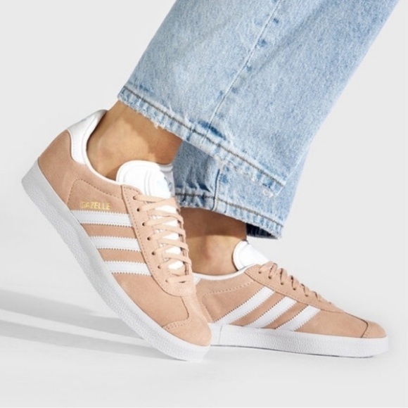adidas Originals Shoes - Adidas Gazelle In Halo Blush Size 8